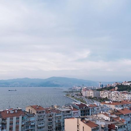 Ferienwohnung Near The Historical Elevator With A Sea View Izmir Exterior foto